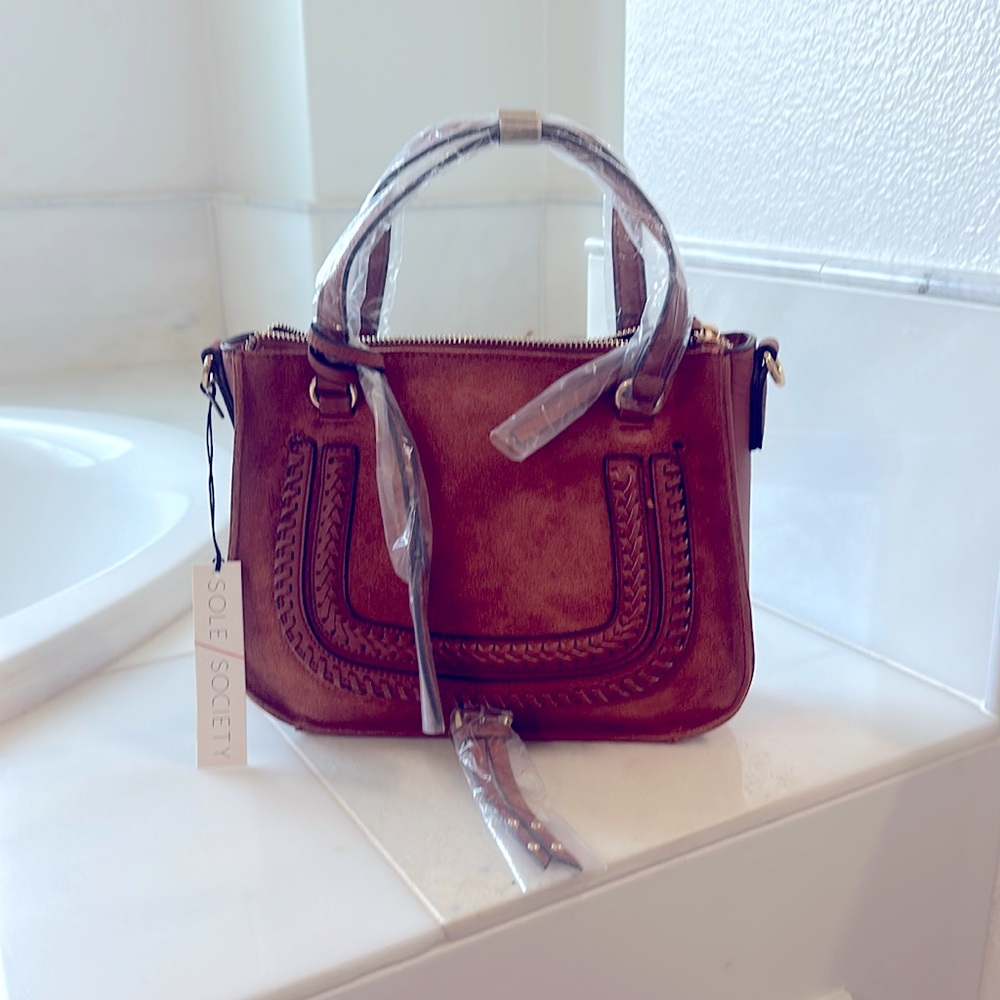 Sole Society’s Saddle Handbag 👜